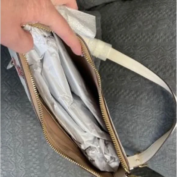 🎄NWT Super cute COACH Summer Crossbody - Picture 5 of 5